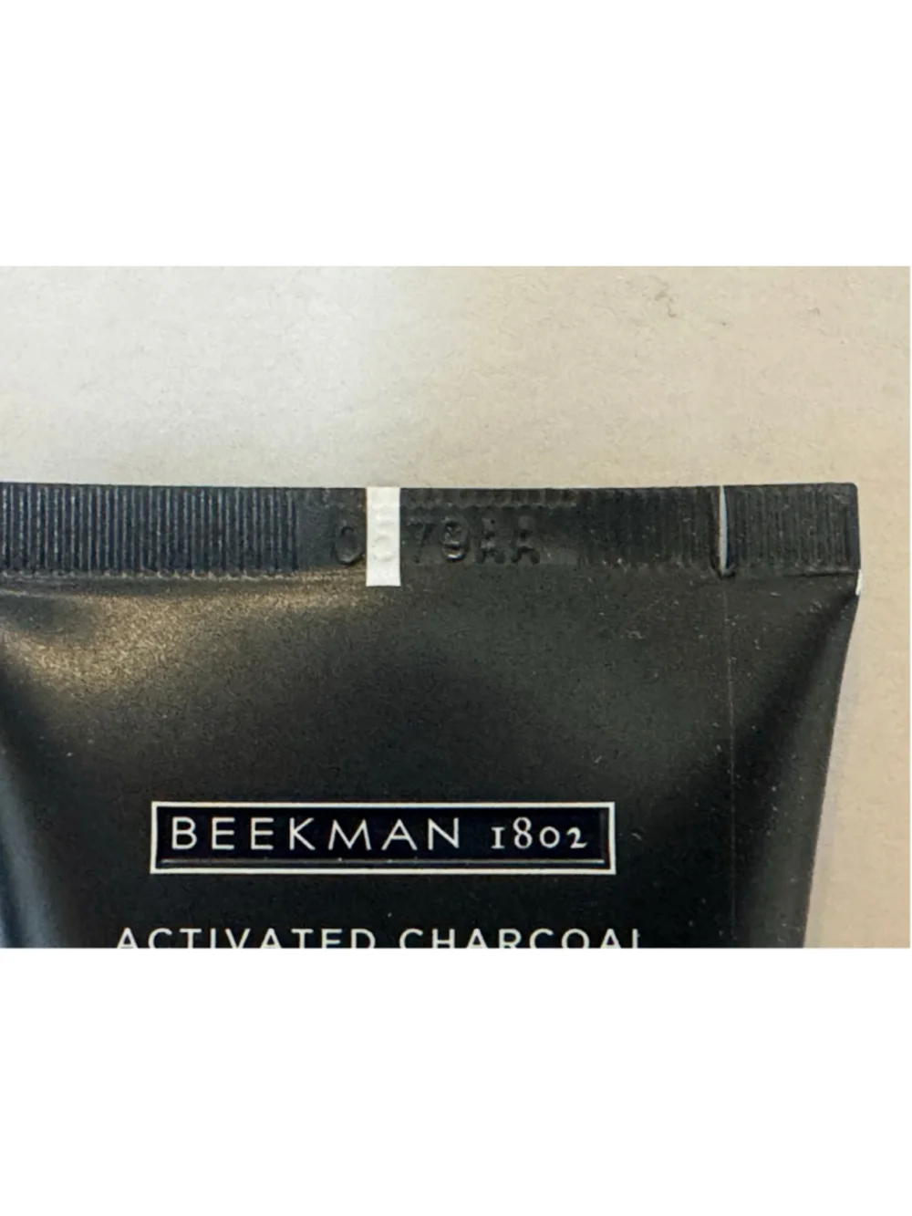Beekman 1802 Activated Charcoal Face Scrub 2.0 oz NEW